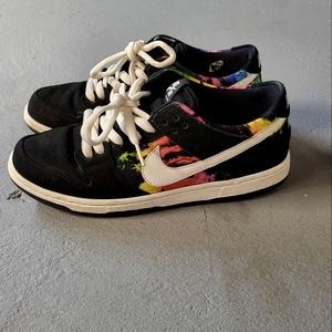 NIKE SB LOW DUNKS (TIE DYE)
